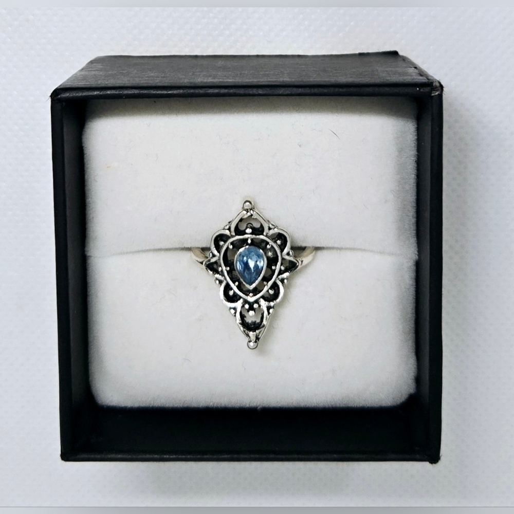 Elegant Silver Tone Blue Gemstone Ring Vintage Style Statement